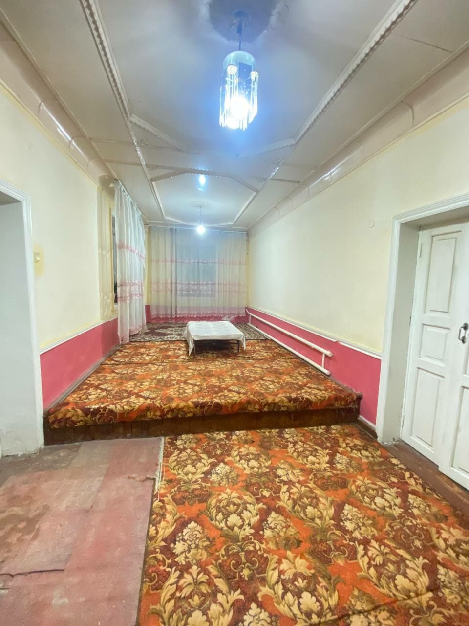 Hovli uy sotiladi,4 xonali 6 сотих