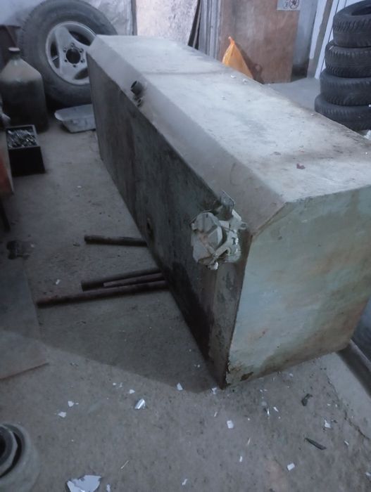 Под салярку бак на КамАЗ