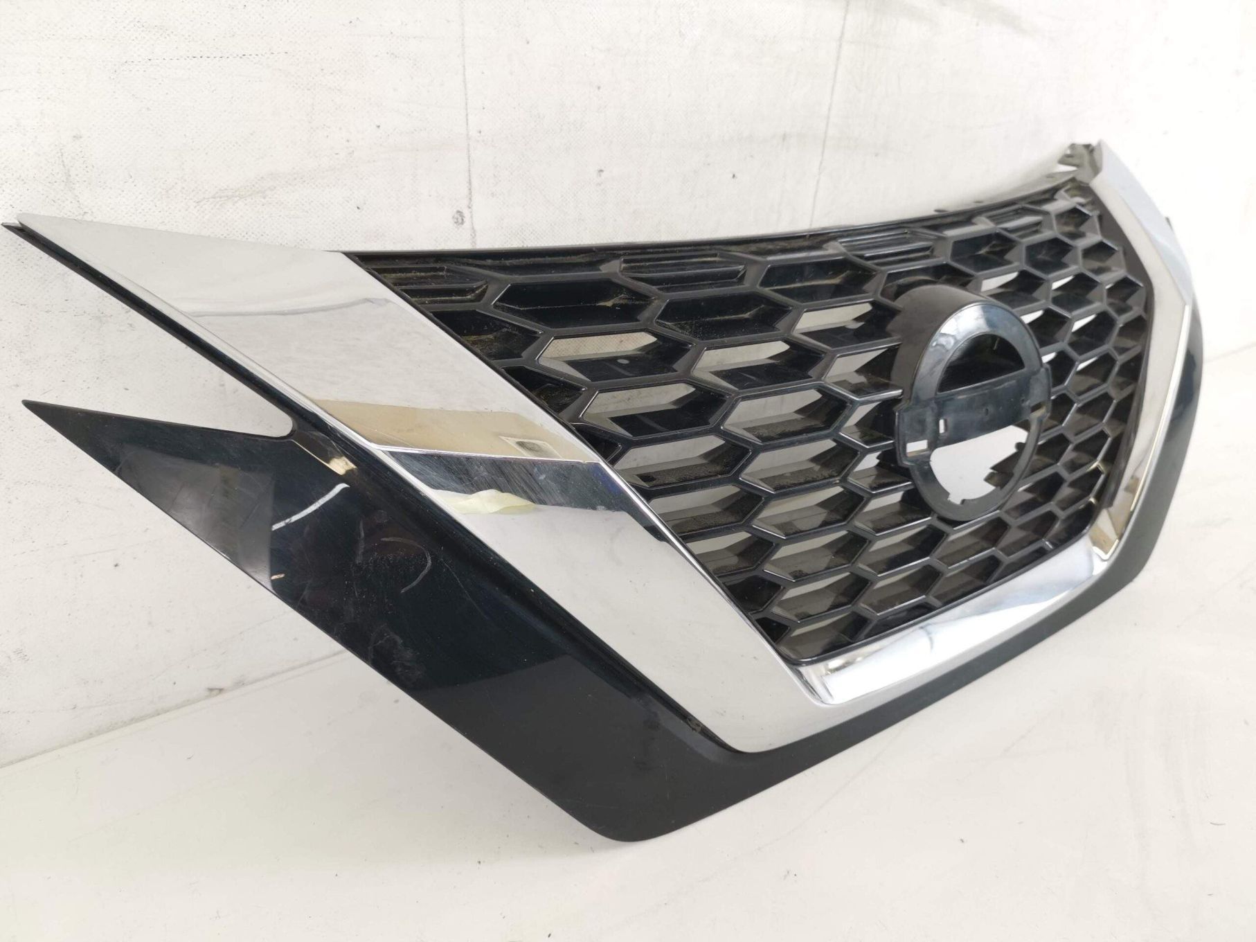 Grila Radiator Nissan Juke F16 2019 2020 2021 2022 2023 2024 2025 Orig