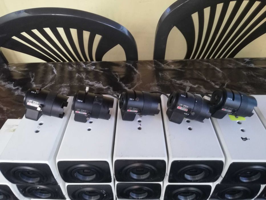 Lot 20 броя Hikvision network camera