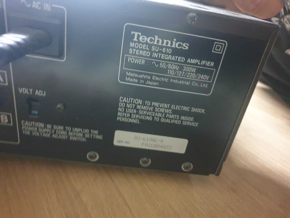 Amplificator Technics SU 610