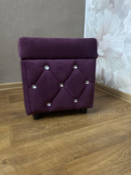 Продам пуфик открываюший 40-40 ,новый .