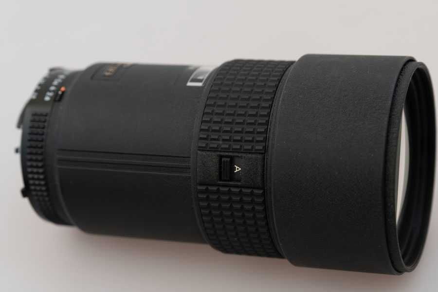 Obiectiv Nikon AF-D 180 f/2.8 ca nou