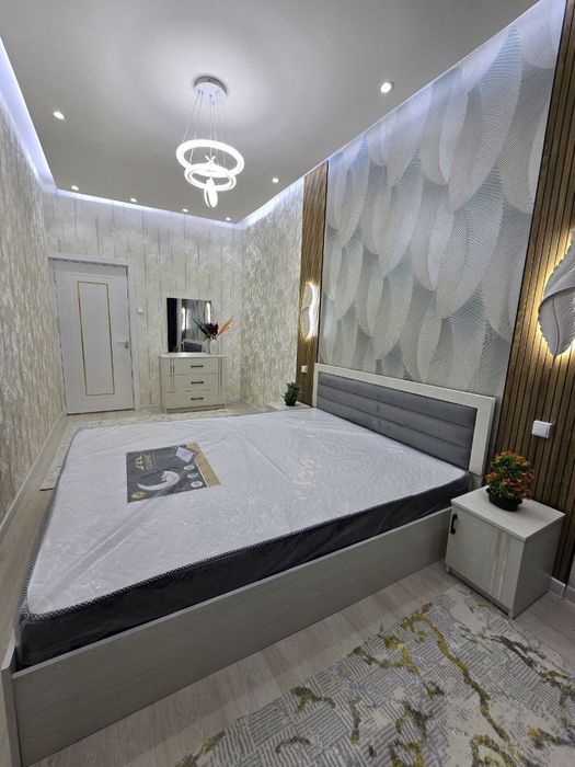 *2 комн. перед в 3. 1 этаж. Балкон 1,5х6. Евроремонт. Мебель техни