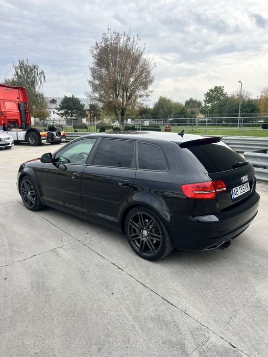 Audi a3 Black Edition 2.0 TDI 170 cp quattro 2010