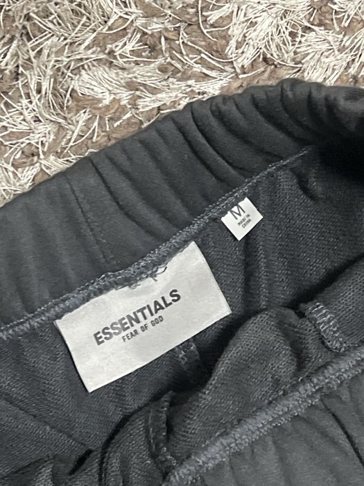 Pantaloni Scurti Essentials