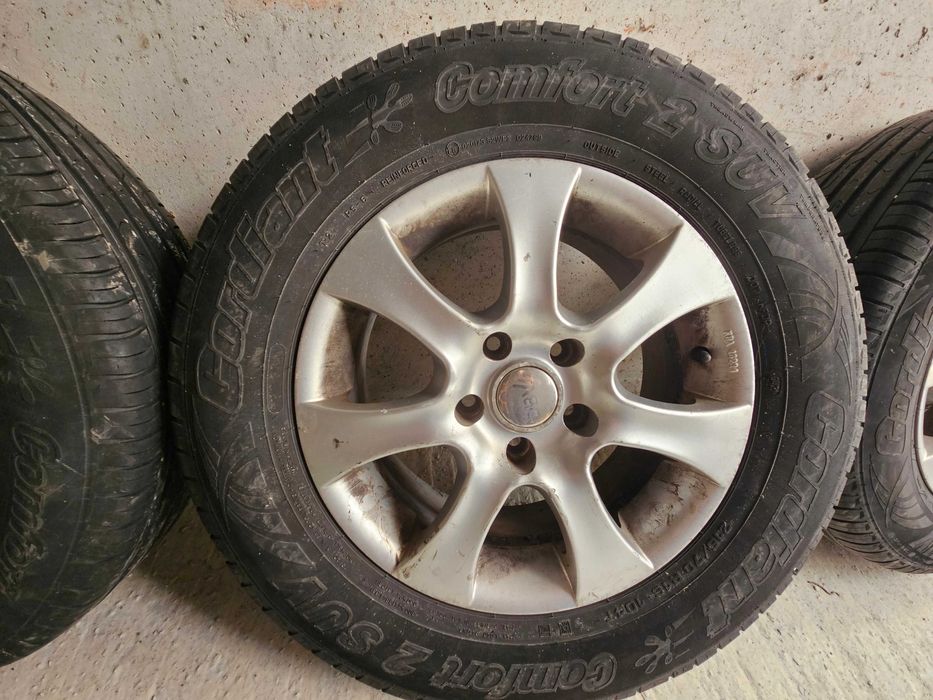 Джанти 5x114.3 16 с гуми 215 70 16 Дачия дъстър