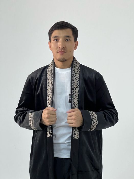 Мужской национальный костюм национальный шапан (чапан)