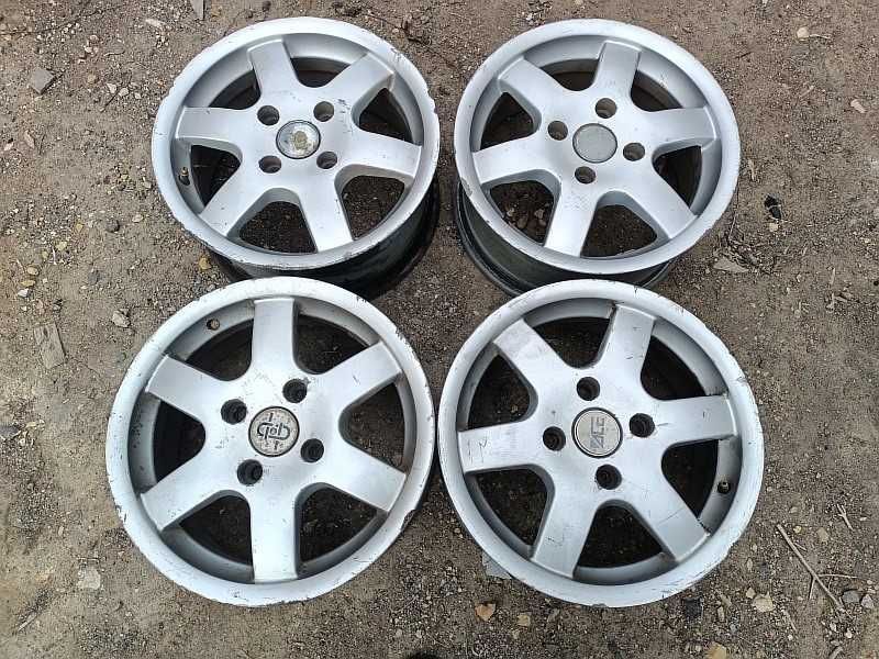 Продам оригинальные легкосплавные диски на Mitsubishi