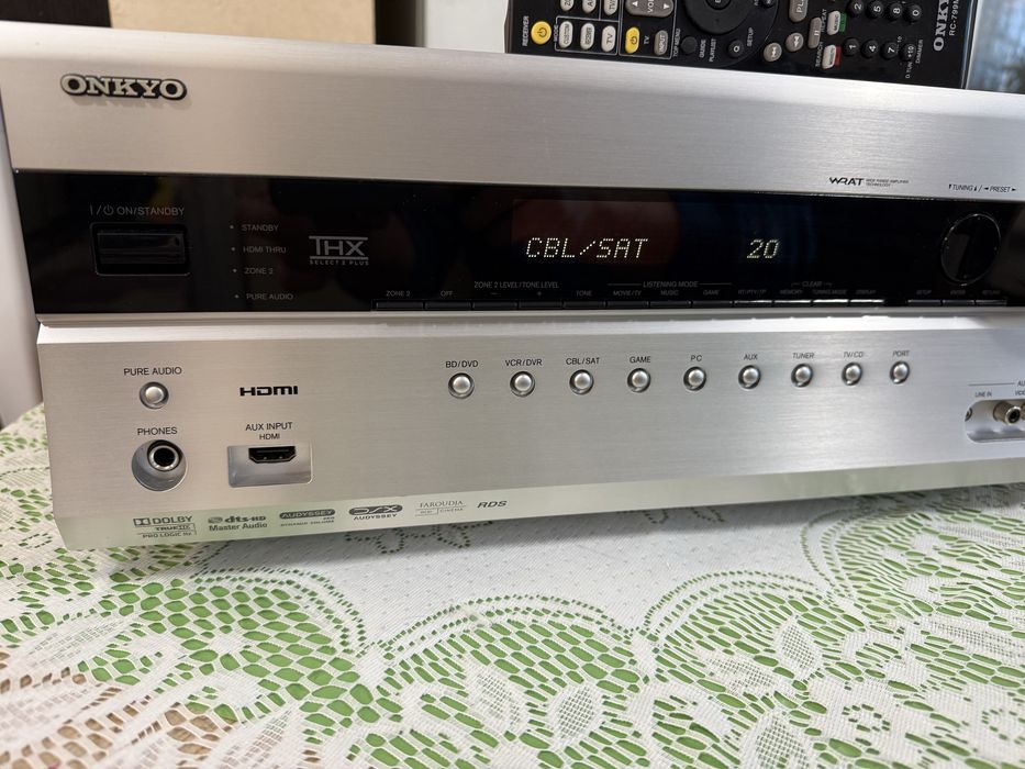 Onkyo TX-SR608 Като нов
