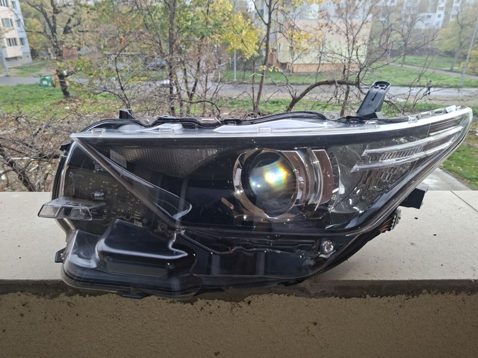 Ляв фар Toyota Auris 2013 - 2018