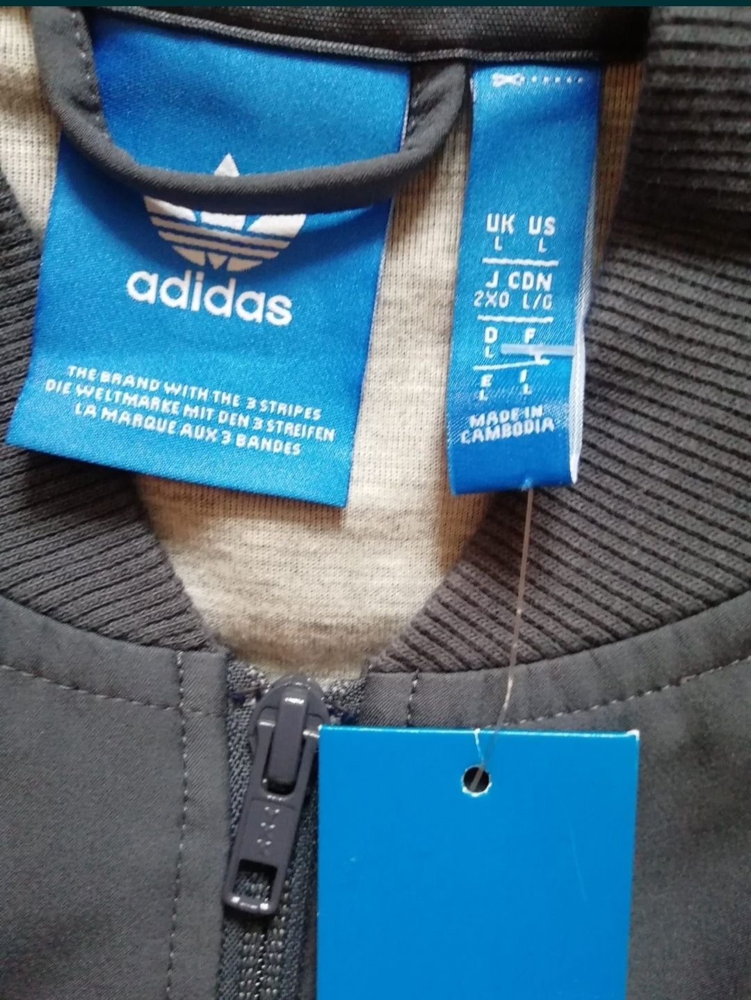 Geaca adidas Originals marimevL noua originala cu etucheta