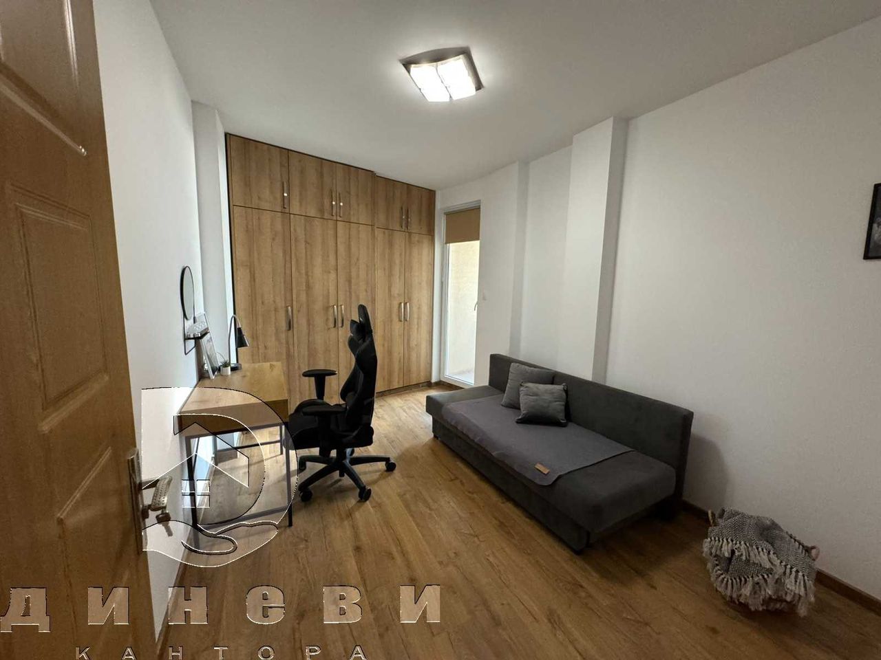 Продава се Тристаен апартамент в Стара Загора, Кольо Ганчев - 115 кв.м за 1648 €/кв.м - Снимка #4
