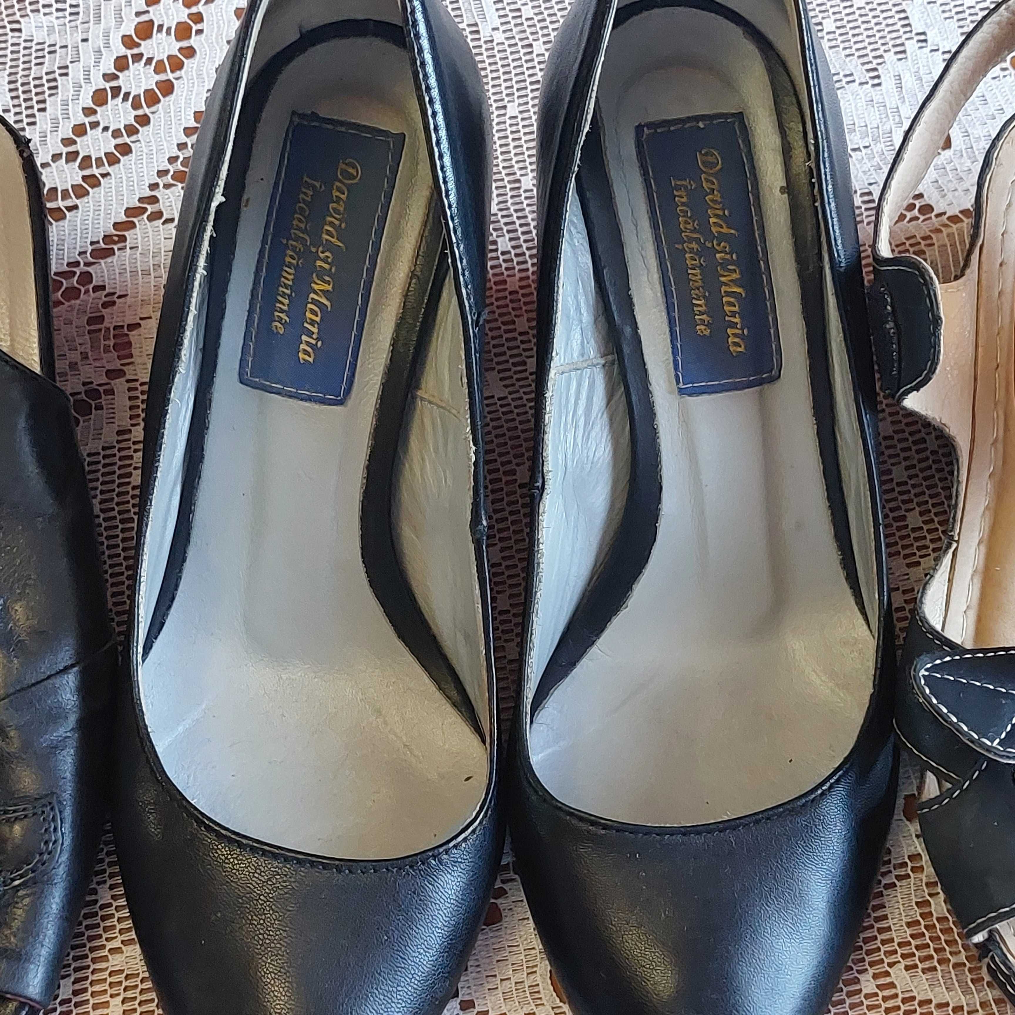 Pantofi si sandale