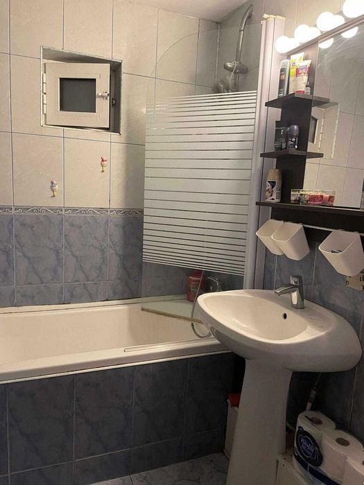 Apartament 3 camere ,spatios ,decomandat  Dorobanti 2