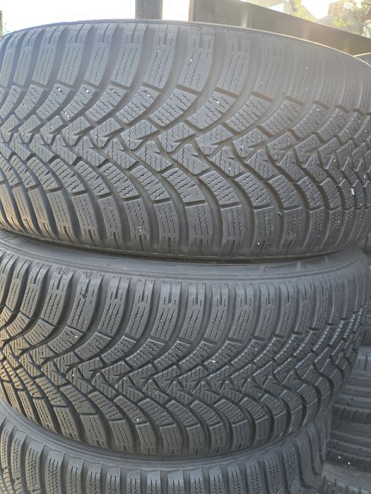 2бр. 215 45 18 Falken зимни.