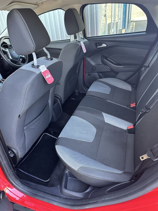 Ford focus volan dreapta 2012