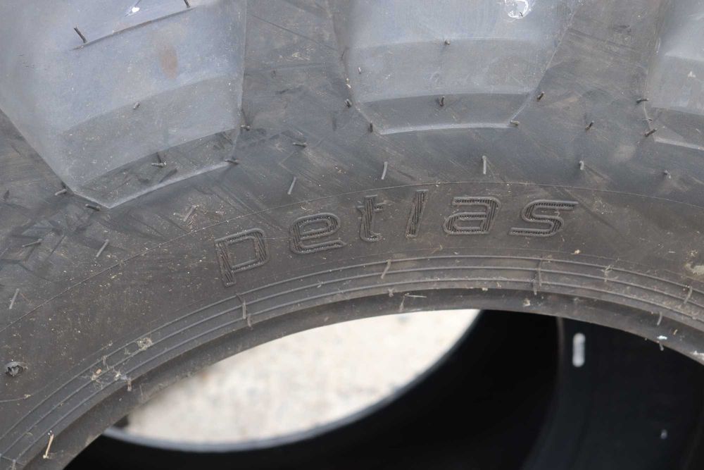 380/70R24 Cauciucuri Radiale Petlas de Tractor fata