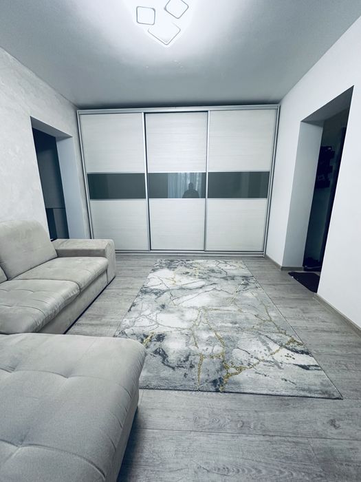 Vand apartament expo parc