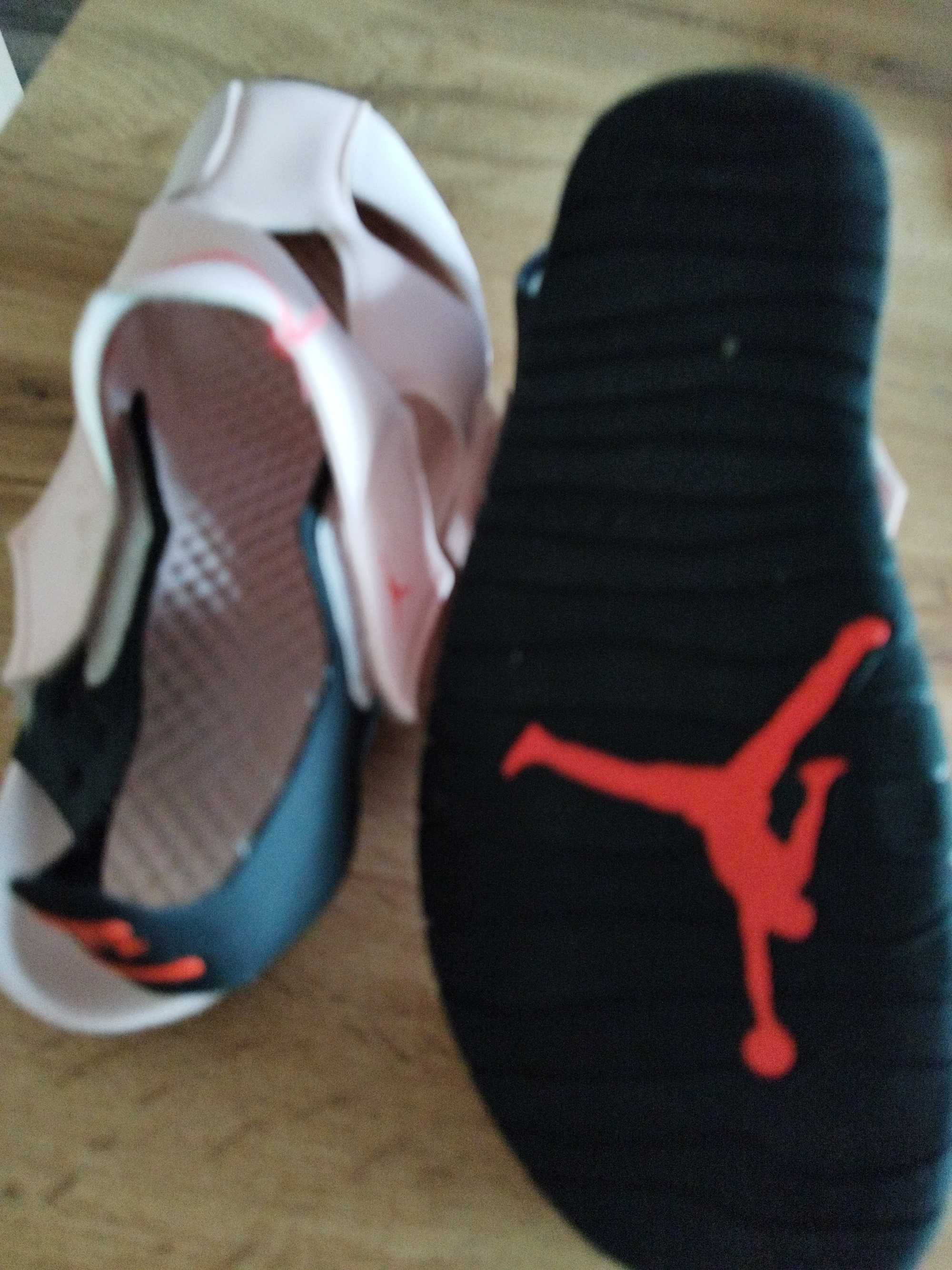 Неопренови розови сандали Nike Jordan , номер 35, 30 лв.