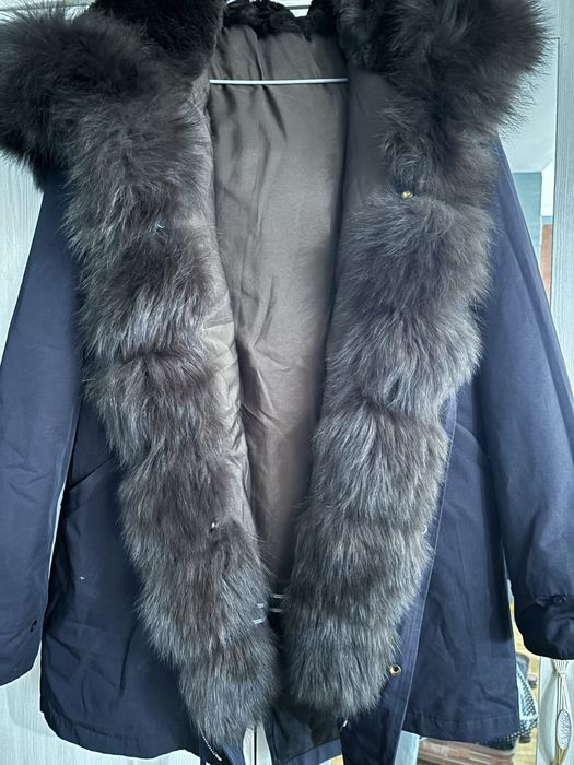 Продам опушка песец, подклад внутри бобер,