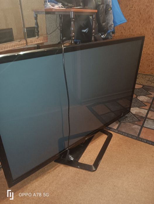 Плазма LG 127см.