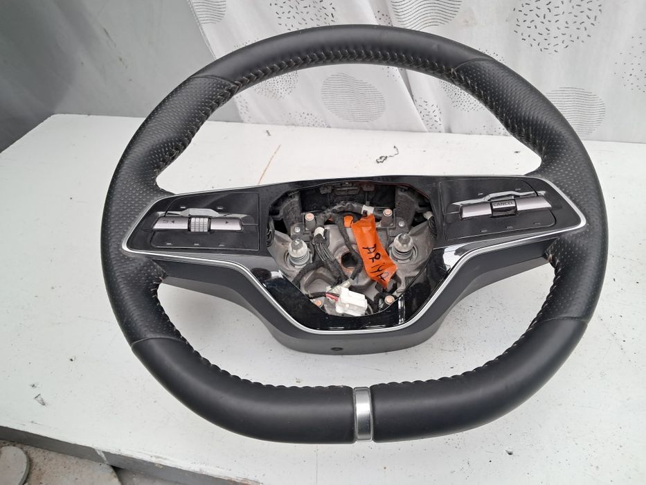 Волан Nissan Qashqai  Nissan Ariya