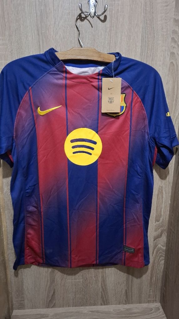 Barcelona new season jersey цена 59,99