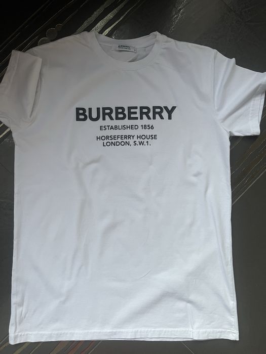 Тениска Burberry