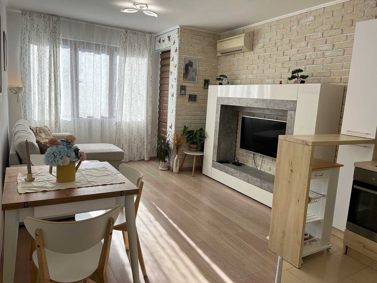 Дава се под наем Тристаен апартамент в Варна, Гранд Мол Варна - 70 кв.м за 625 € - Снимка #3