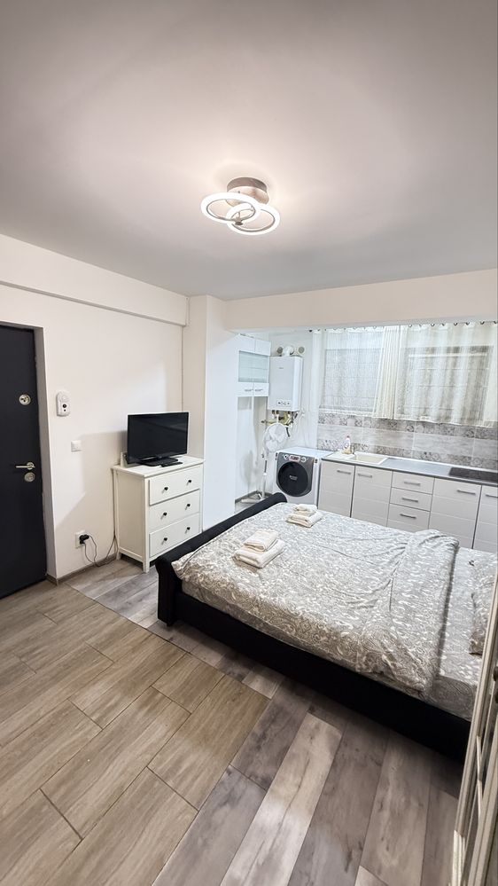 Cazare in Regim Hotelier ap1-2 cam Iasi Centru Palas