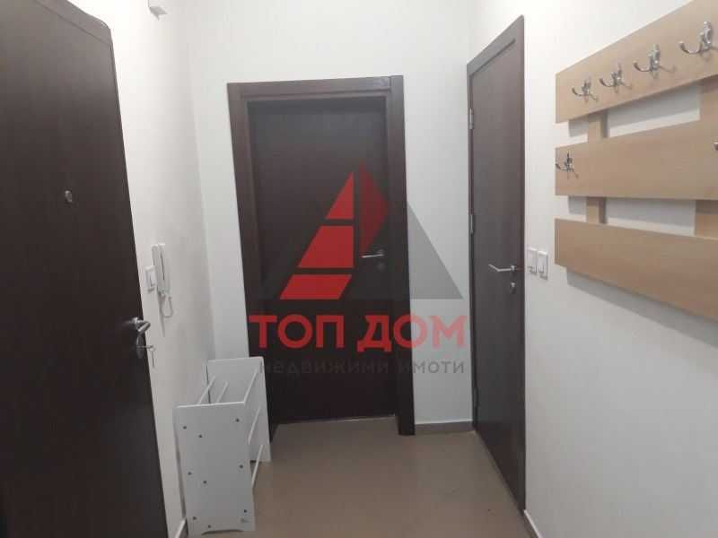 Дава се под наем Тристаен апартамент в Варна, Окръжна болница - 112 кв.м за 708.9 € - Снимка #1