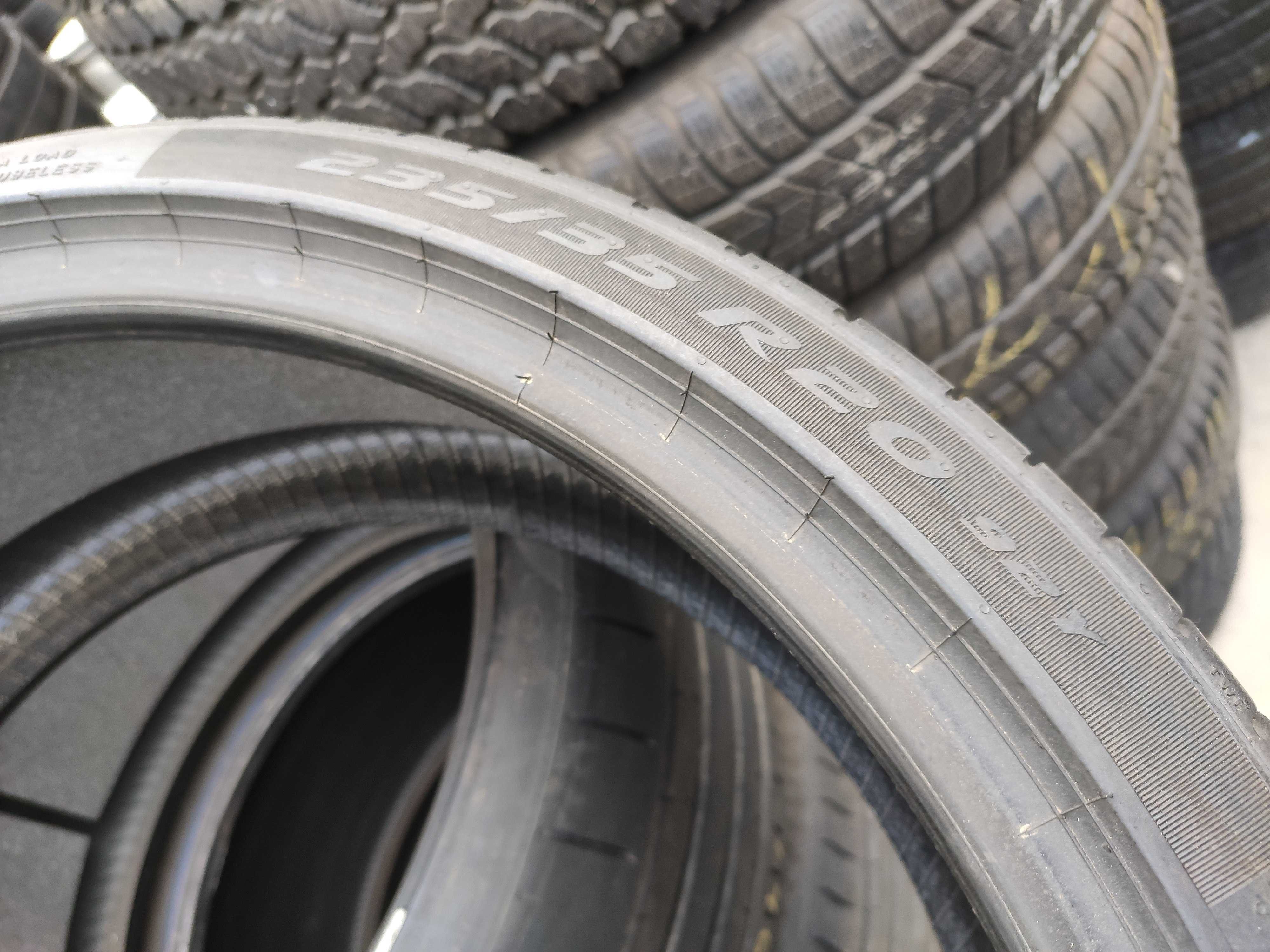 2бр Летни гуми 235 35 20 - Pirelli - DOT 2022