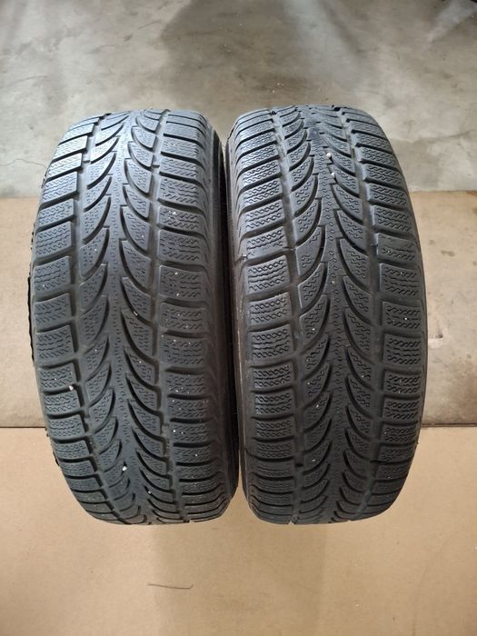 2 Anvelope de iarnă  205 65 r15 Nokian