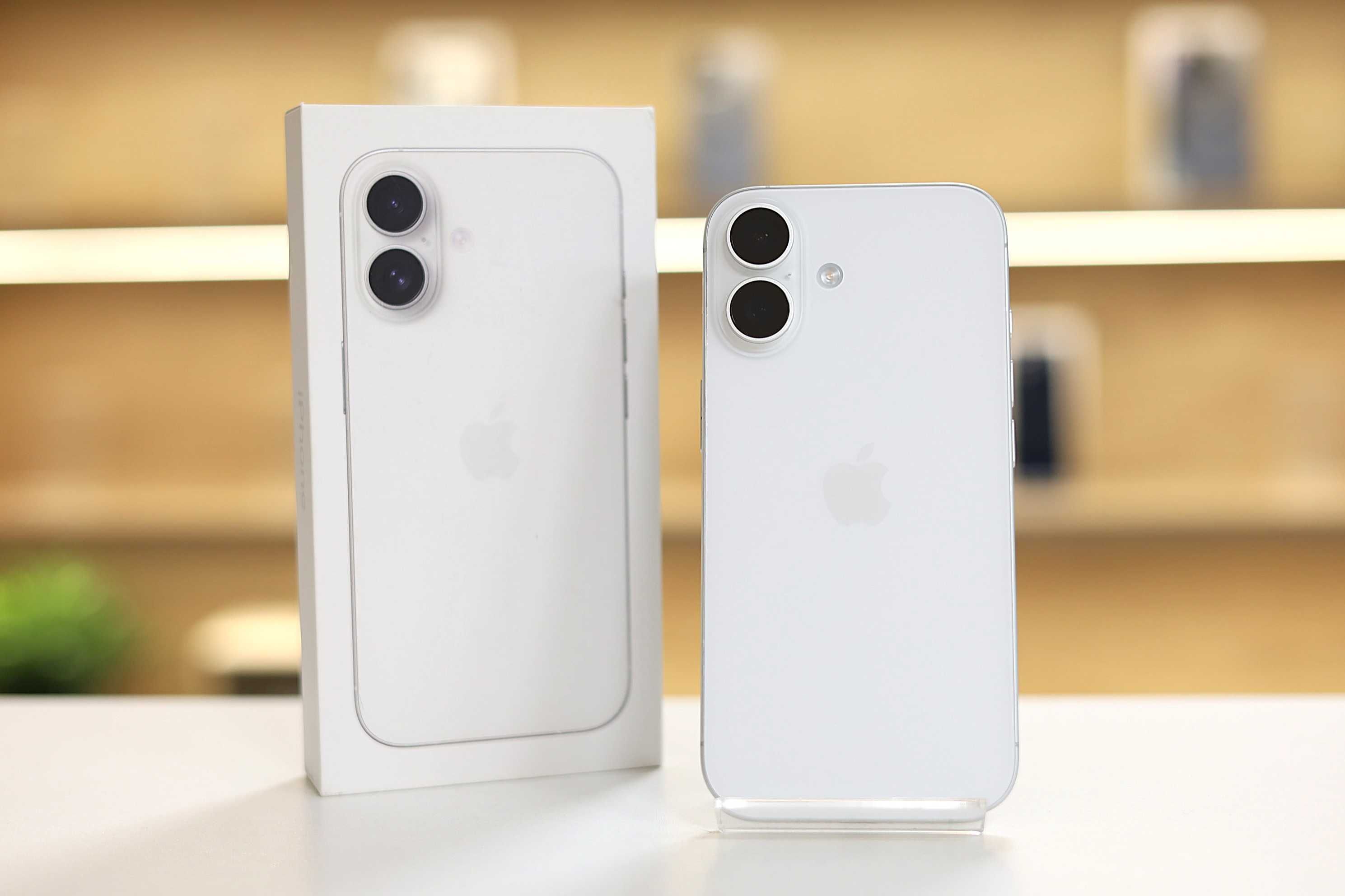 iPhone (айфон) 16 128gb 100%