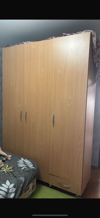 Продам шкаф! Цена 15000