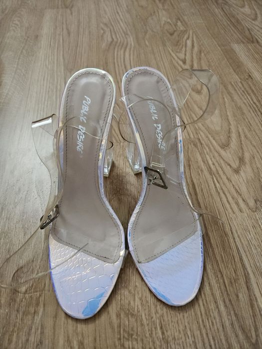 Sandale transparente