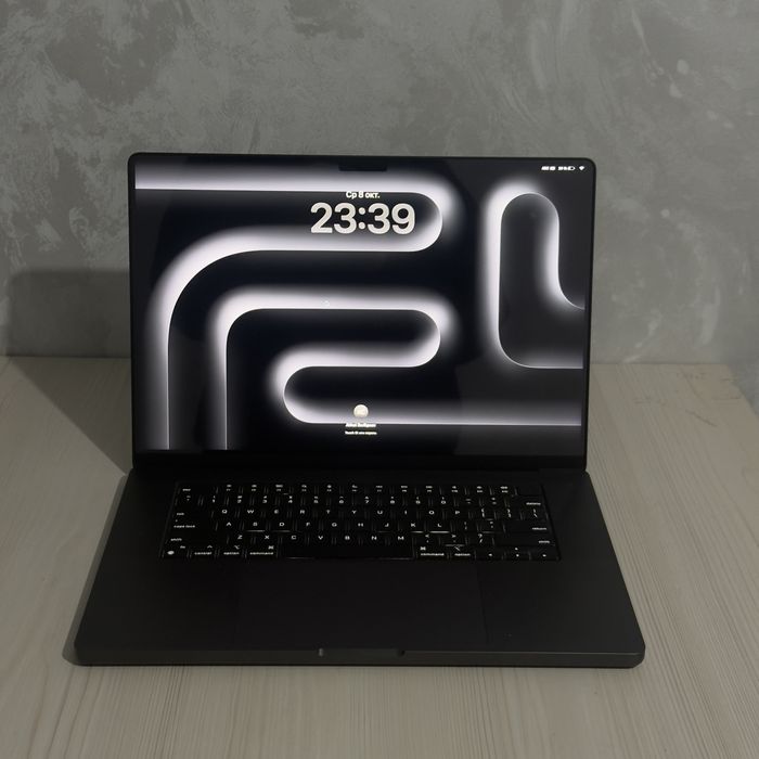 Macbook m3 pro 512gb