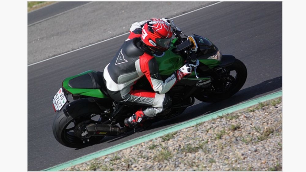 Цял Костюм Dainese D Tech за мотор