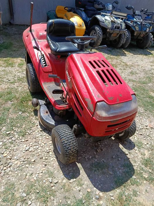 Vand tractor de tuns iarba MTD 15.5 cai