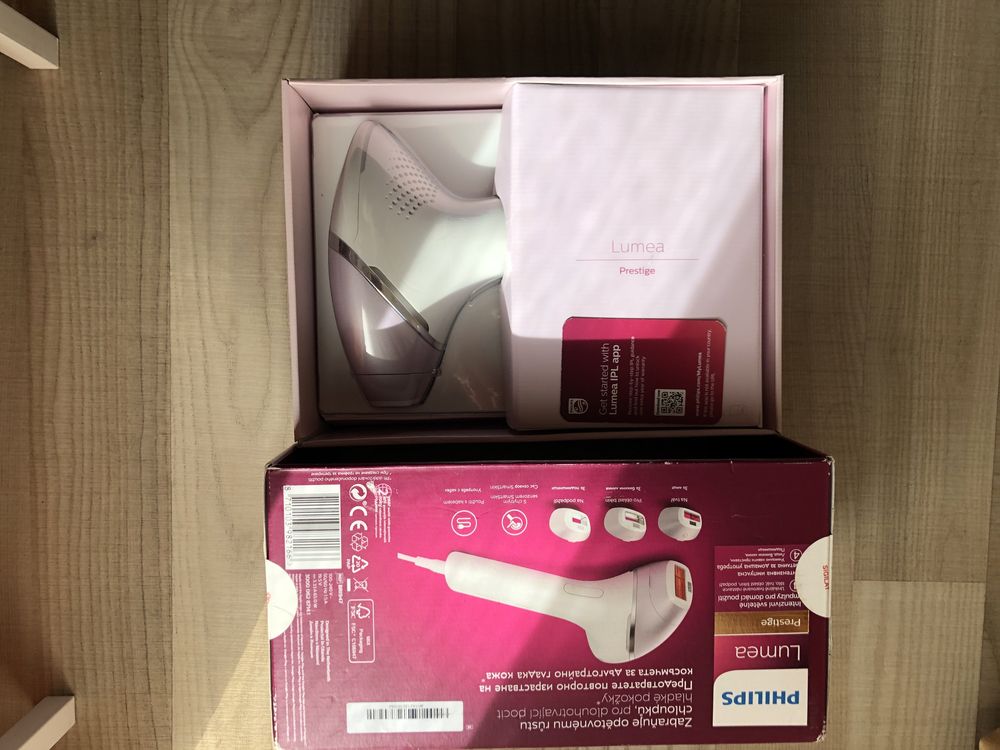 Epilator IPL Philips Lumea Prestige BRI 947 450.000 impulsuri