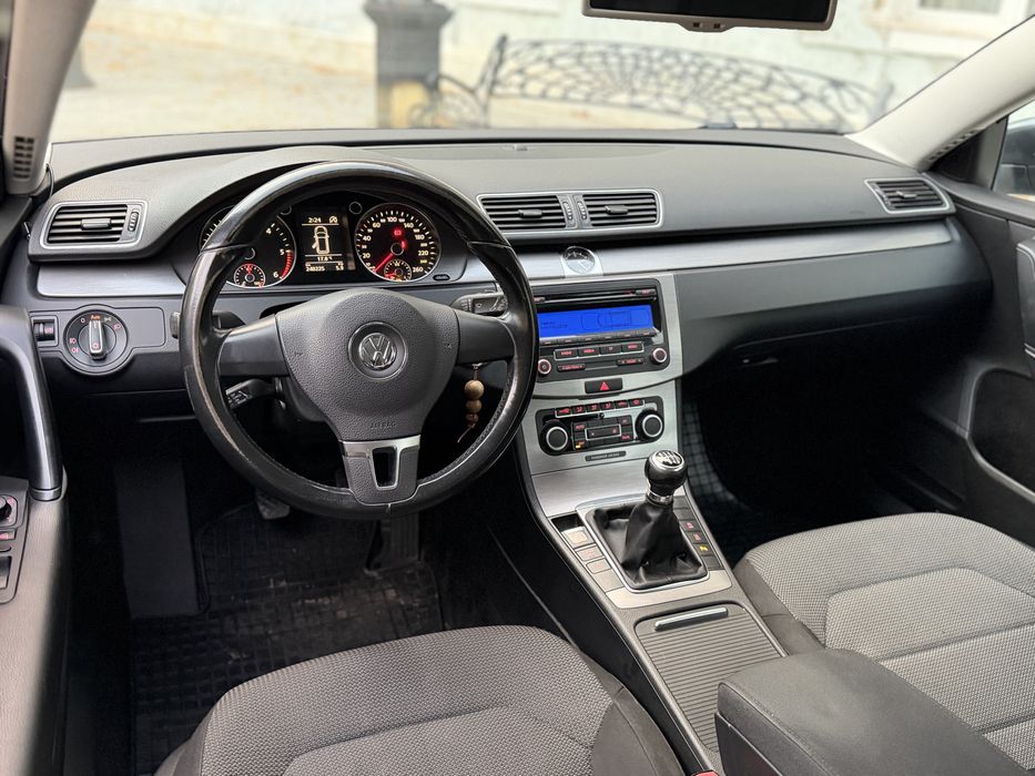 VW Passat 2012 2.0 TDI Rate/Transport la domiciliu