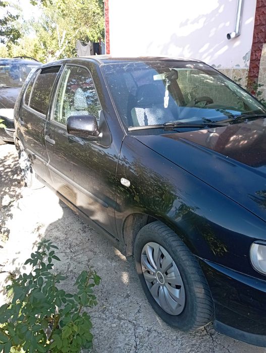 Volkswagen Polo hatchback