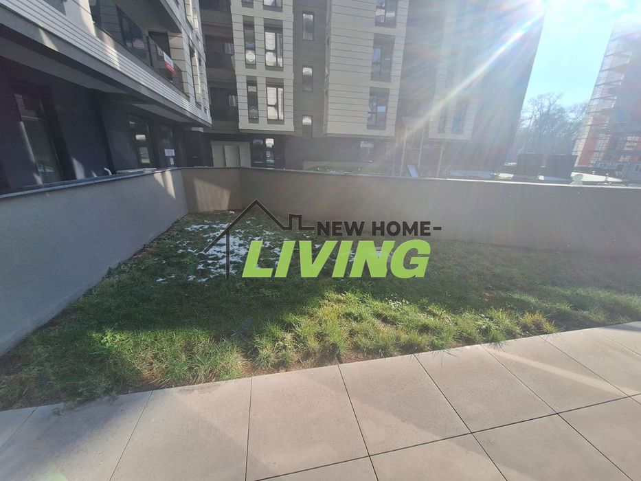 Продава се Тристаен апартамент в Пловдив, Каменица 2 - 117 кв.м за 1411 €/кв.м - Снимка #8