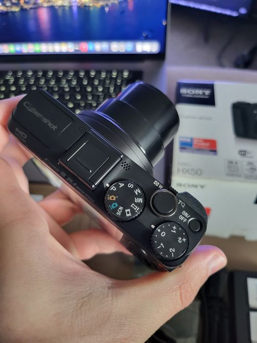 Sony HX50 20 мегапиксела/WiFi/30 зуум