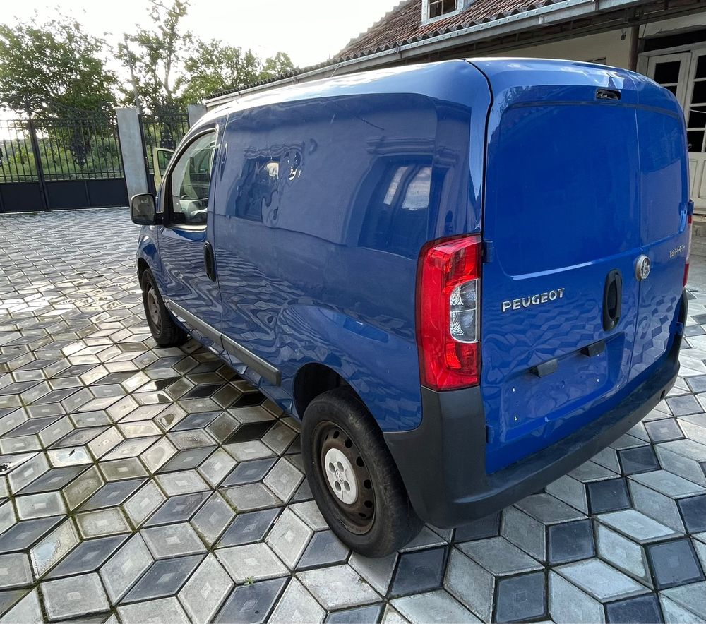 Vand Peugeot Bipper an 2009 adus recent in tara din italia