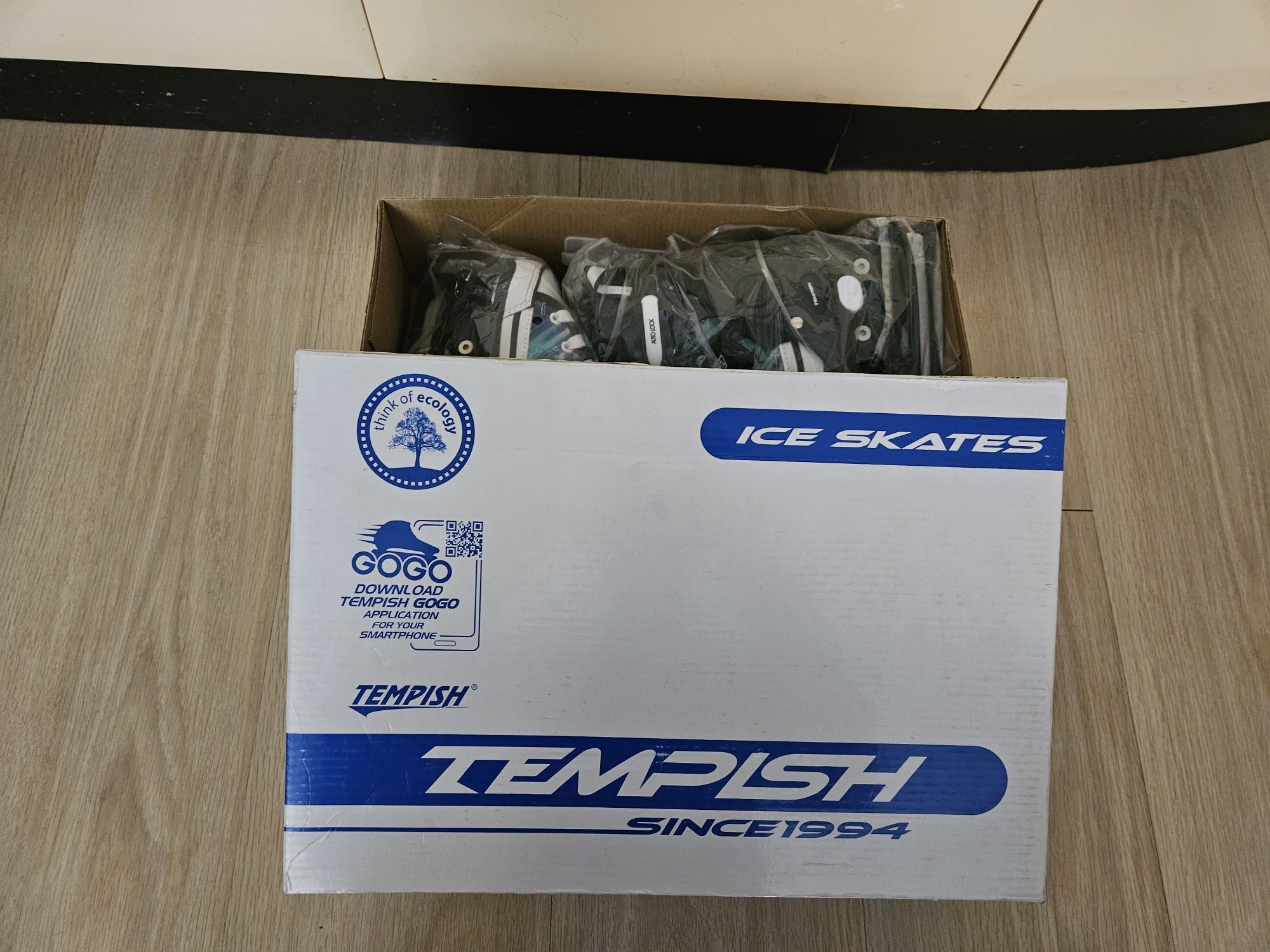 Продавам,хокейни кънки   TEMPISH