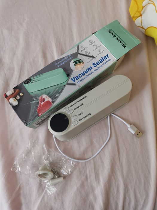 Aparat de vidat alimente