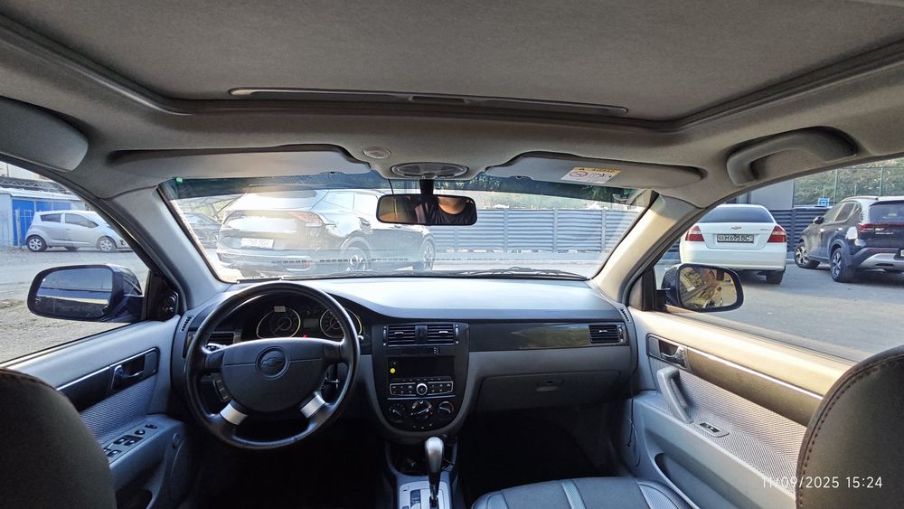 Chevrolet gentra 3 позиция, с люком, эконамайзер, иммобилайзер, 2024