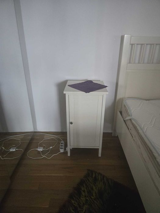 Mobilier alb pentru dormitor de la Mobexpert